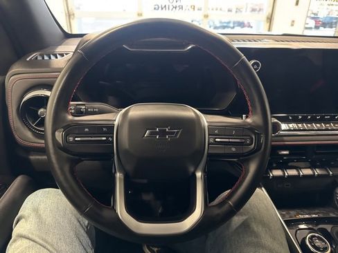 Used 2024 Chevrolet Colorado Z71 image 25