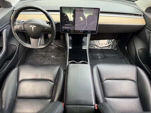 Used 2018 Tesla Model 3 image 40