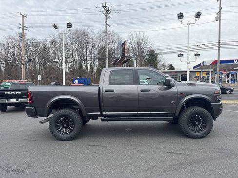 New 2026 RAM 2500 Big Horn AWD/4WD image 4