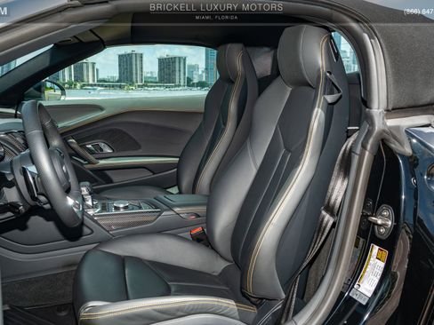 Used 2023 Audi R8 V10 performance image 6