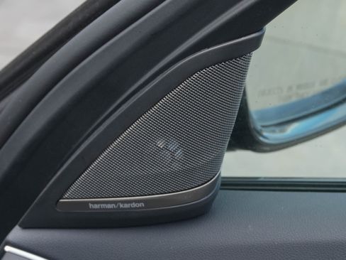 Certified 2023 BMW 540i xDrive w/ M Sport Package image 32