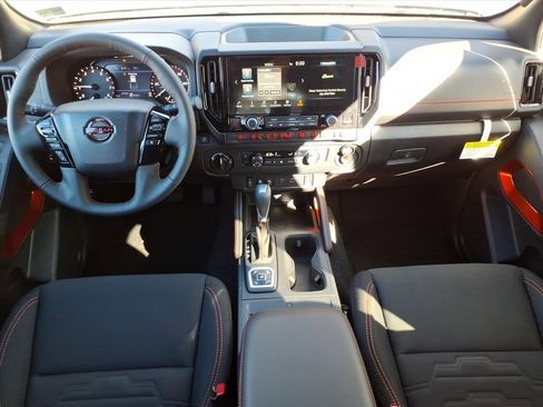 New 2026 Nissan Frontier PRO-4X w/ Pro-4x Convenience Package image 7
