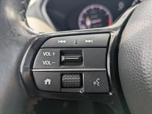 Used 2023 Honda HR-V EX-L image 15