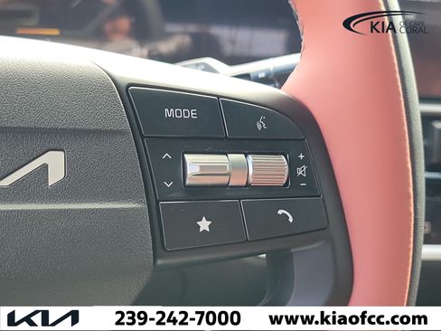 New 2026 Kia Sportage SX FWD image 26