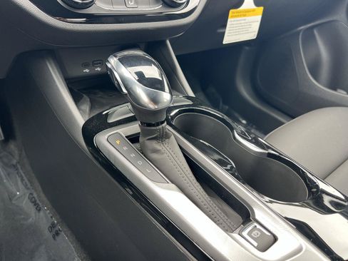 New 2026 Buick Envista Sport Touring w/ Convenience II Package FWD image 21