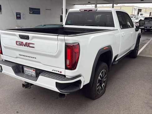 Used 2023 GMC Sierra 2500 AT4 w/ Gooseneck/5TH Wheel Package AWD/4WD image 4