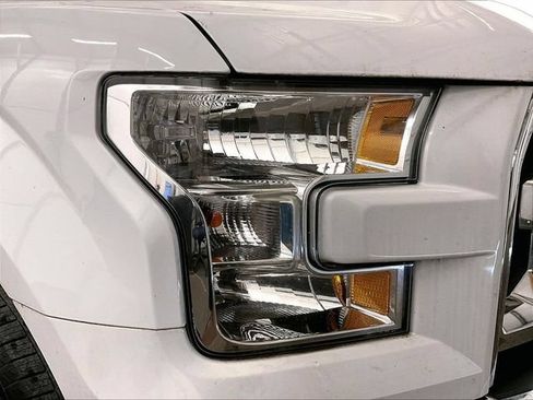 Used 2017 Ford F150 XLT AWD/4WD image 27