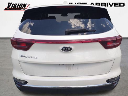 Used 2021 Kia Sportage LX w/ LX AWD Popular Package image 4
