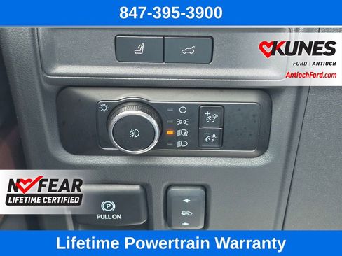 Used 2024 Ford Expedition Limited image 44