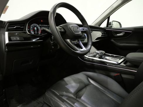 Used 2024 Audi Q7 2.0T Premium Plus image 12