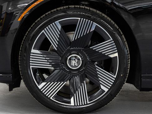 New 2026 Rolls-Royce Spectre image 16