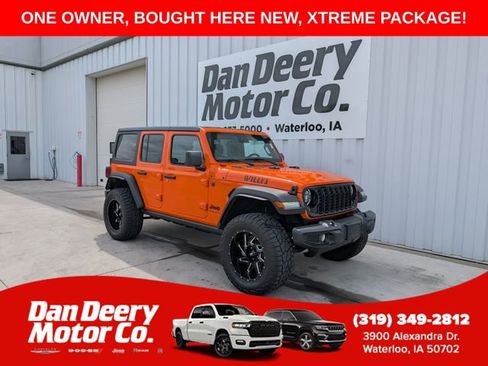 Used 2025 Jeep Wrangler Unlimited Sport AWD/4WD image 1