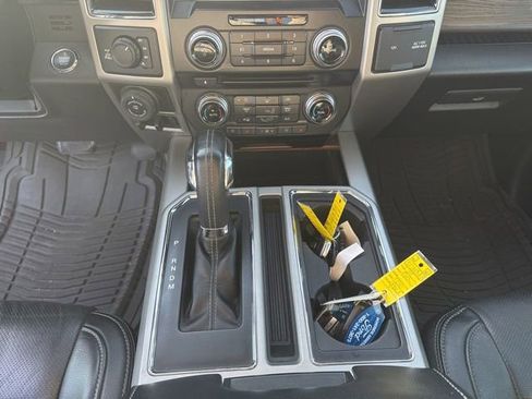 Used 2017 Ford F150 Lariat w/ Equipment Group 502A Luxury AWD/4WD image 21