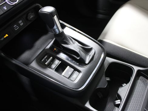 Used 2024 Honda CR-V EX image 18