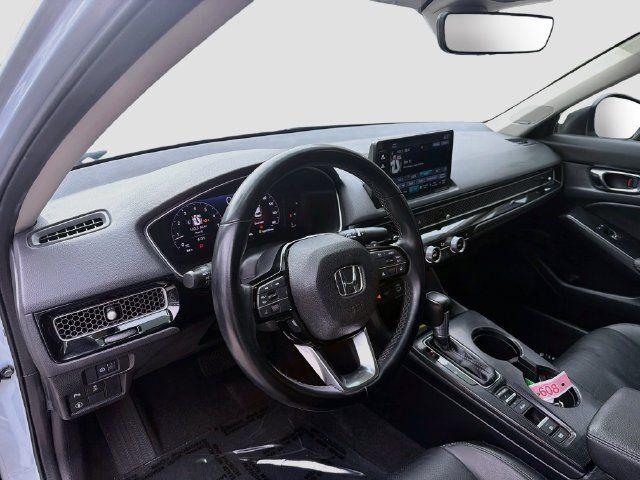Used 2022 Honda Civic Touring image 9