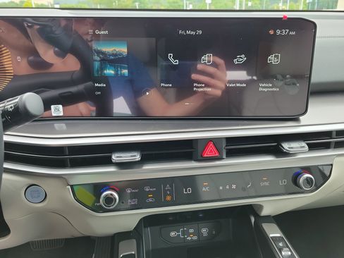New 2026 Kia Sorento S FWD image 9