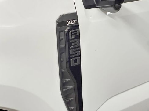 New 2026 Ford F350 XLT w/ XLT Premium Package AWD/4WD image 14