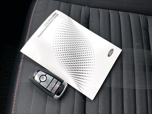 Used 2025 Ford Explorer ST-Line w/ Premium Package image 14