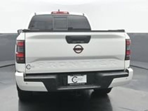 Used 2022 Nissan Frontier PRO-4X w/ Pro-4X Premium Package AWD/4WD image 8