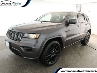 Used 2018 Jeep Grand Cherokee Altitude