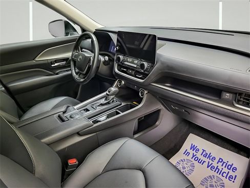 Certified 2025 Toyota Grand Highlander AWD image 26