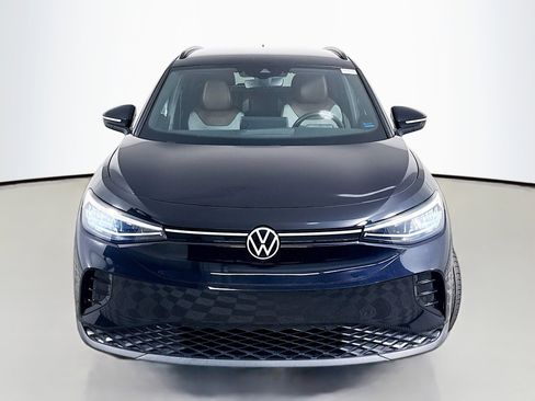 Used 2023 Volkswagen ID.4 Pro image 2