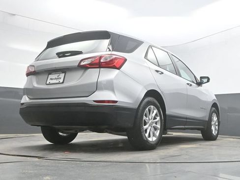 Used 2021 Chevrolet Equinox LS AWD/4WD image 48