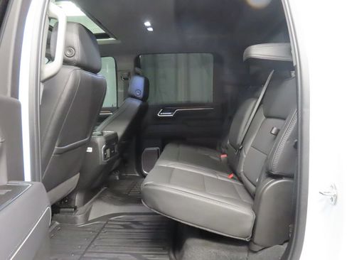 Used 2026 GMC Sierra 2500 Denali w/ Denali Reserve Package AWD/4WD image 10