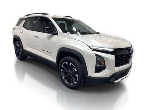 Used 2025 Chevrolet Equinox RS w/ Safety and Technology Package FWD image 5