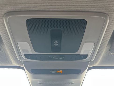 New 2026 Honda HR-V EX-L image 35