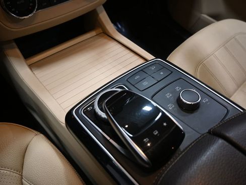 Used 2017 Mercedes-Benz GLS 450 4MATIC w/ Premium Package image 23