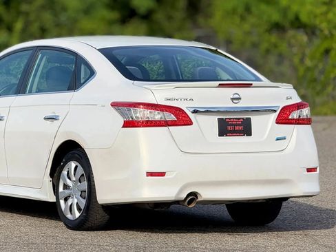 Used 2014 Nissan Sentra SR FWD image 14