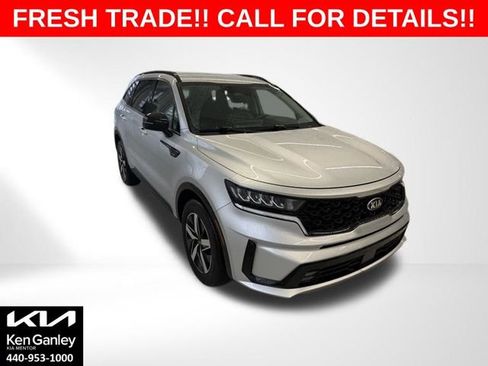 Used 2021 Kia Sorento EX image 1