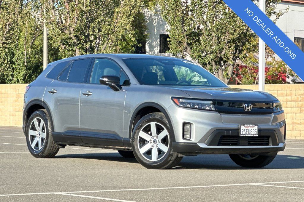 Used 2024 Honda Prologue EX image 2