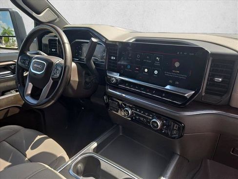 Used 2024 GMC Sierra 2500 SLT w/ SLT Premium Package AWD/4WD image 29