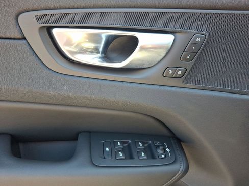 Certified 2025 Volvo XC60 T8 Core w/ Climate Package image 12