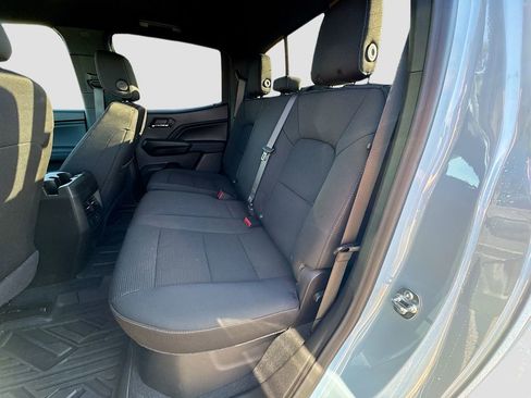 Used 2025 Chevrolet Colorado LT image 24