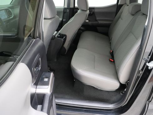 Used 2021 Toyota Tacoma SR5 RWD image 26