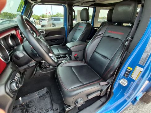 Used 2022 Jeep Wrangler Unlimited Rubicon w/ Cold Weather Group AWD/4WD image 10