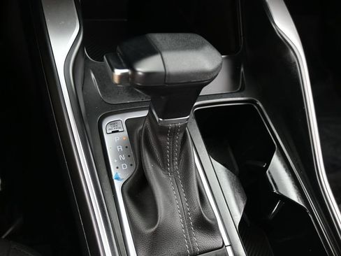 Used 2025 Kia Sorento LX FWD image 21