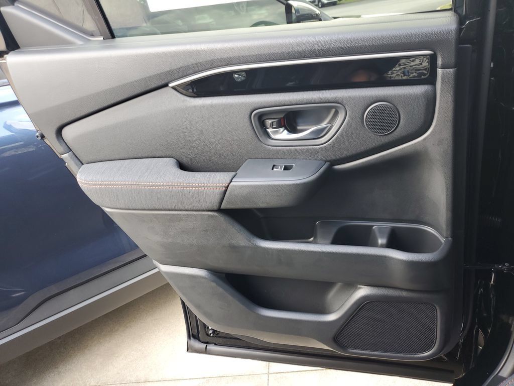 New 2026 Honda Pilot Sport image 12