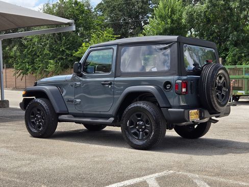 Used 2025 Jeep Wrangler Sport AWD/4WD image 6