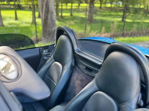 Used 2004 Porsche Boxster RWD image 24