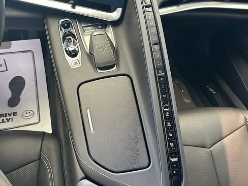 Used 2021 Chevrolet Corvette Stingray Preferred Conv w/ Battery Protection Package RWD image 21