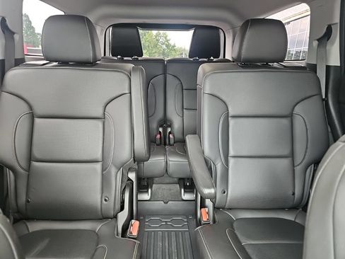 Used 2023 GMC Acadia SLT w/ Elevation Edition AWD/4WD image 11