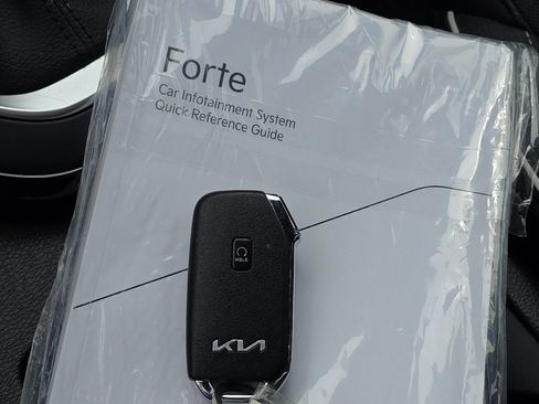Used 2023 Kia Forte GT-Line w/ GT-Line Technology Package image 27