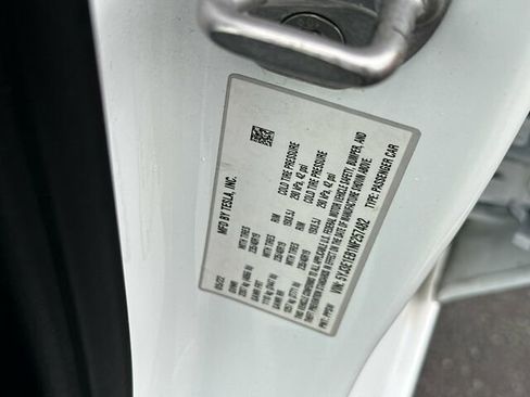 Used 2022 Tesla Model 3 Long Range image 36