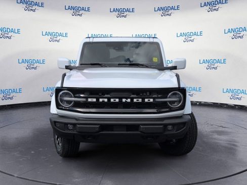 New 2026 Ford Bronco Outer Banks image 12