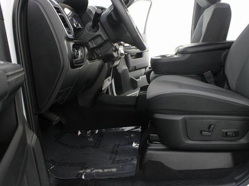 Used 2024 RAM 2500 Big Horn w/ Bed Utility Group image 15