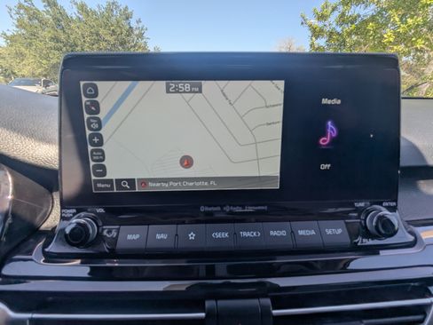 Certified 2023 Kia Seltos EX AWD/4WD image 27